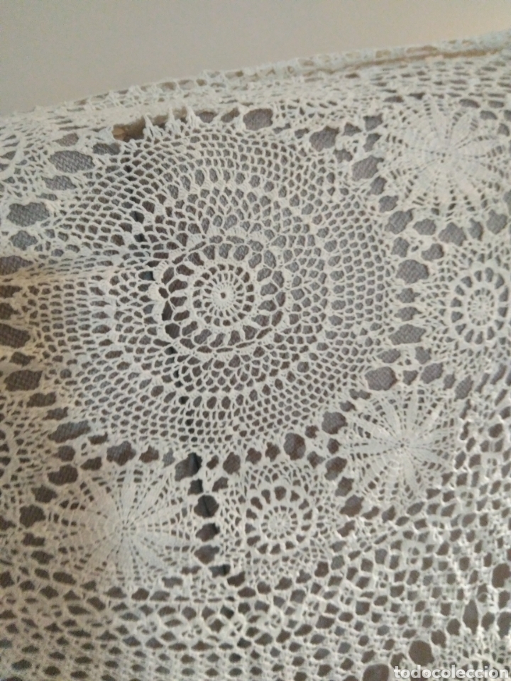 Antig&uuml;edades: Centro de mesa crochet - Foto 3