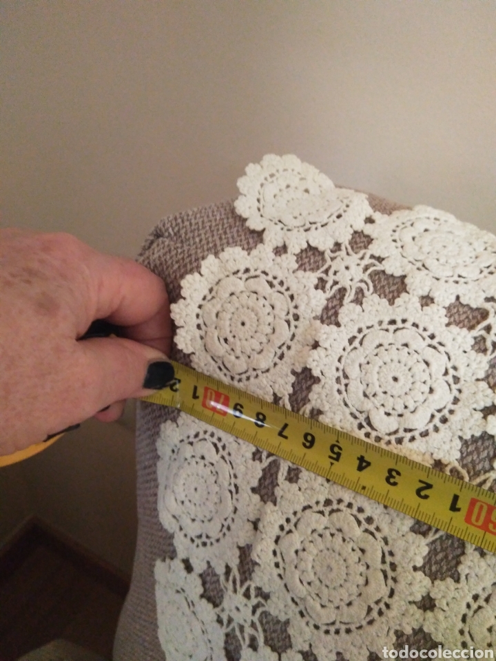 Antig&uuml;edades: Dos manteles triangular crochet - Foto 3