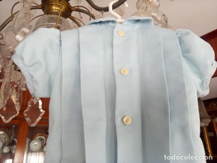 Antig&uuml;edades: LOTE DE DOS VESTIDITOS, UNO CELESTE Y OTRO BEIG. - Foto 5