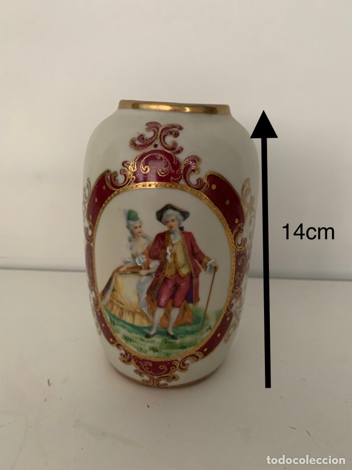 Antig&uuml;edades: Jarroncito porcelana - Foto 1
