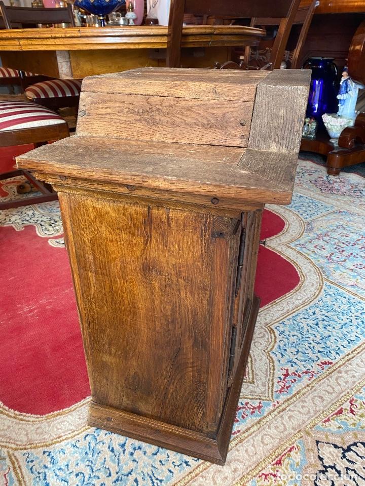 Antig&uuml;edades: Mueblito antiguo de madera de roble - Foto 6
