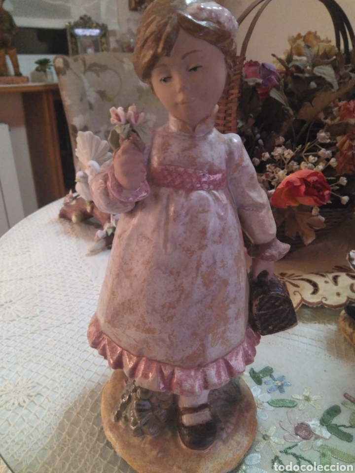 Antig&uuml;edades: Figura de ni&ntilde;a - Foto 3