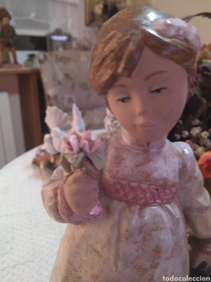 Antig&uuml;edades: Figura de ni&ntilde;a - Foto 1