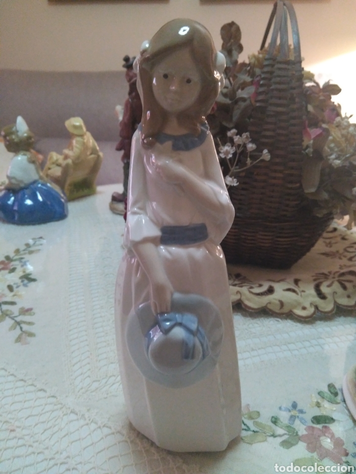 Antig&uuml;edades: Figura de porcelana - Foto 2