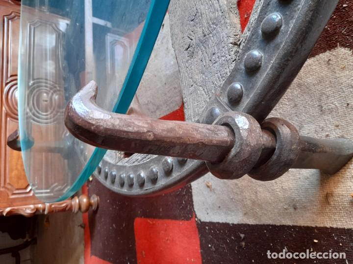 Antig&uuml;edades: Mesa de centro - Foto 3