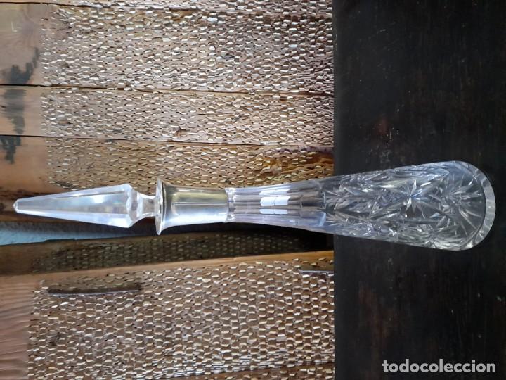 Antig&uuml;edades: Botella cristal tallado - Foto 1