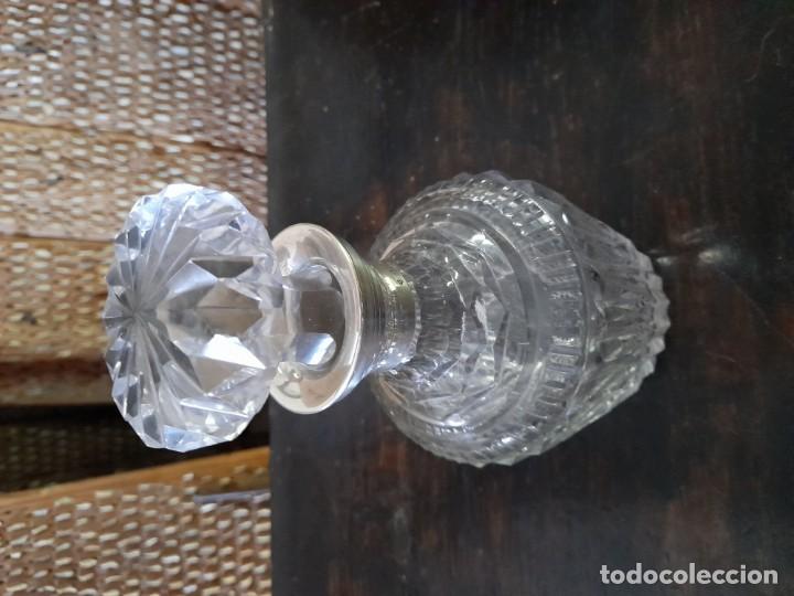 Antig&uuml;edades: Botella cristal tallado - Foto 2