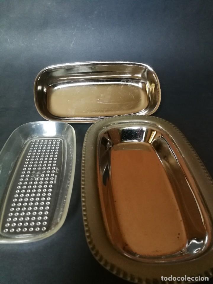 Antig&uuml;edades: Bandeja de tocador o mantequillera - Foto 3