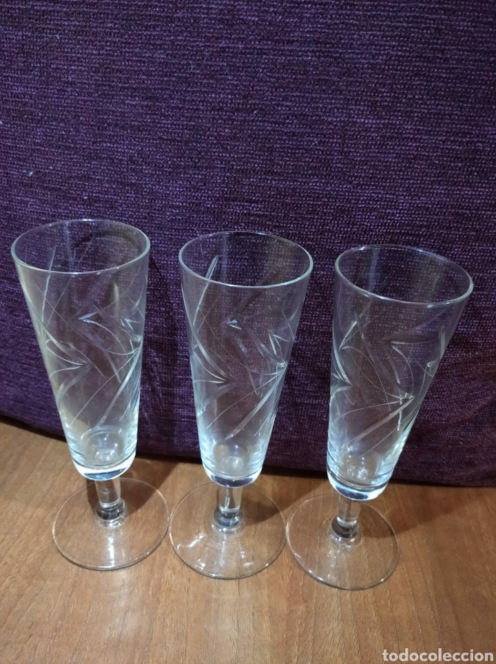 Antig&uuml;edades: Copas de cristal tallado - Foto 1