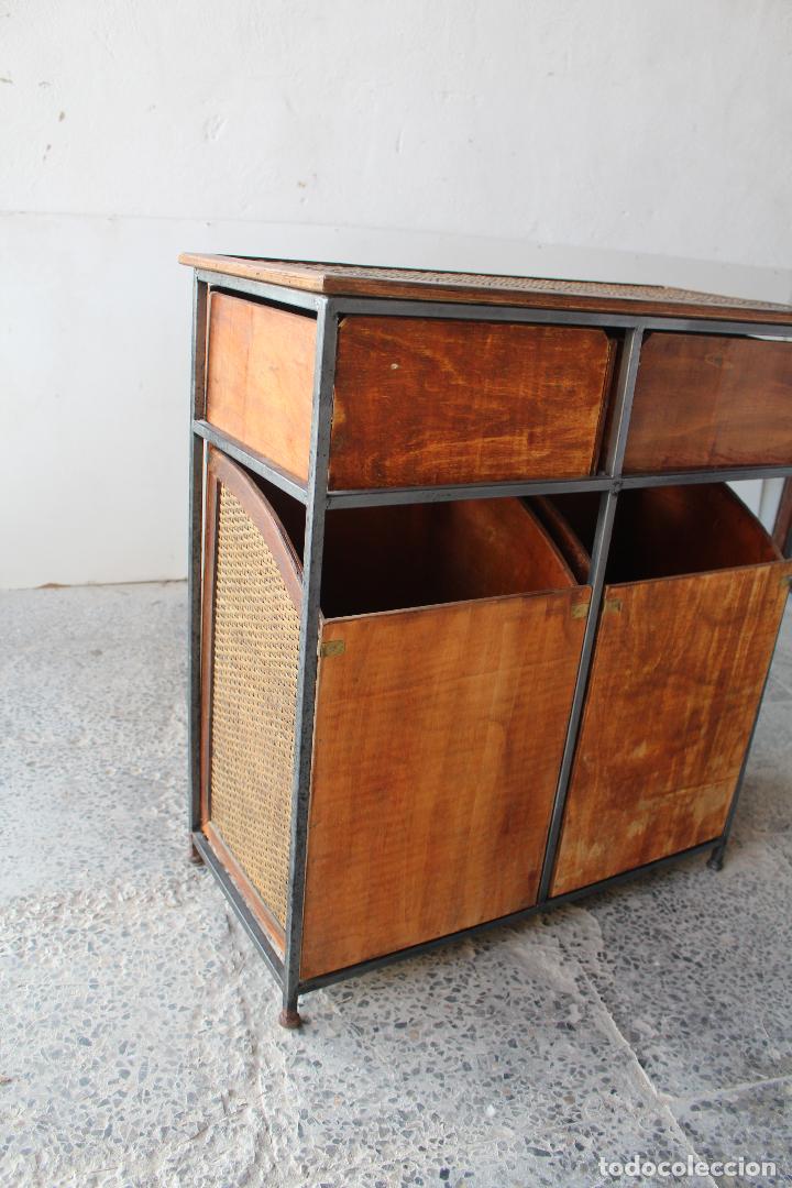 Antig&uuml;edades: mueble de hierro y bamb&uacute; - Foto 2
