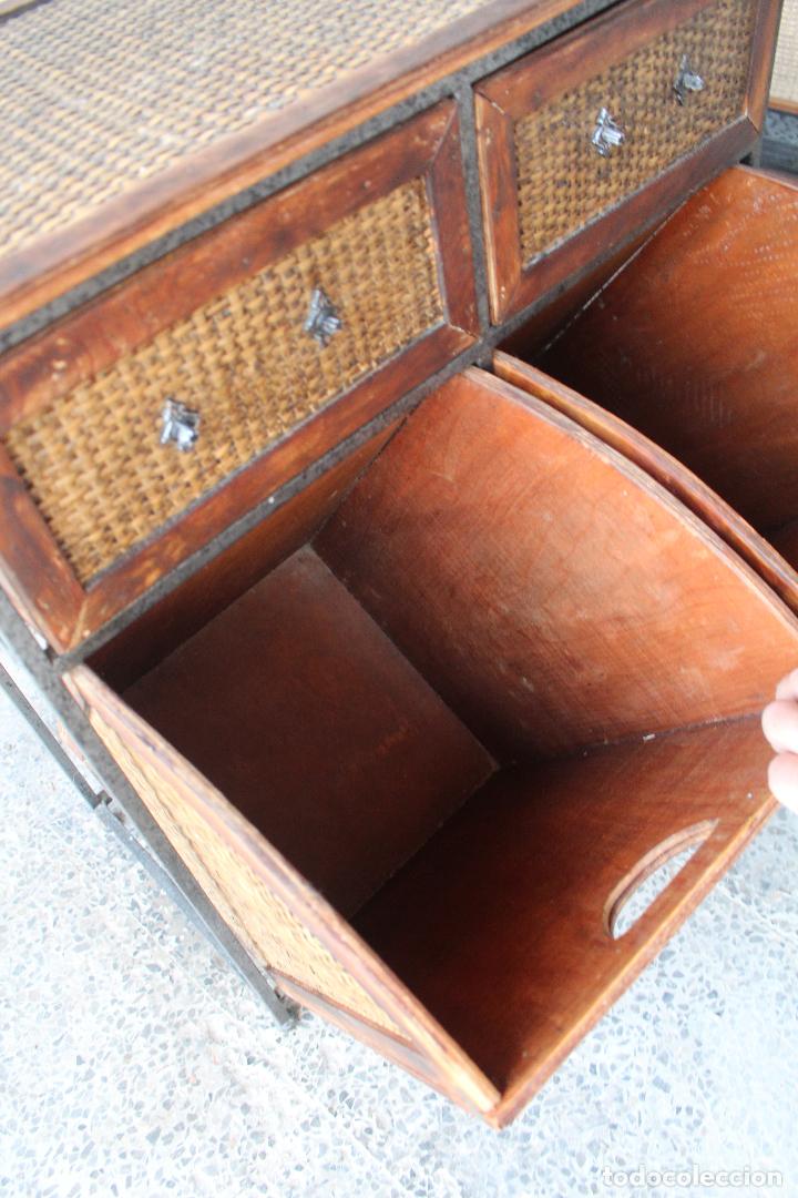 Antig&uuml;edades: mueble de hierro y bamb&uacute; - Foto 4