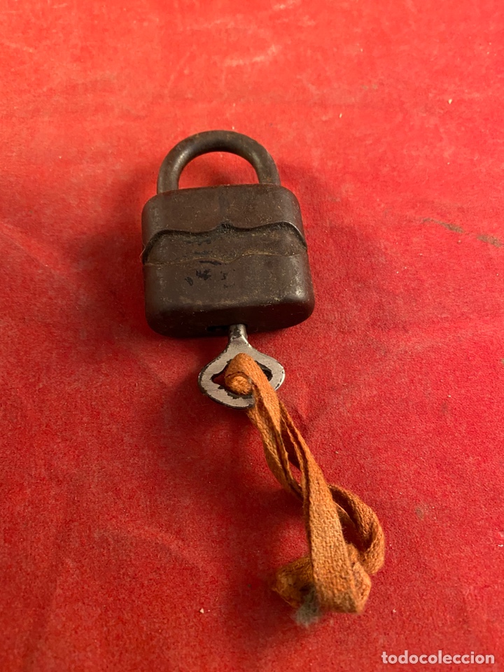Antig&uuml;edades: Candado - Foto 1