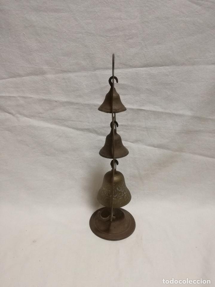 Antig&uuml;edades: CONJUNTO DE CAMPANAS DECORATIVAS DE BRONCE / LATON - Foto 2