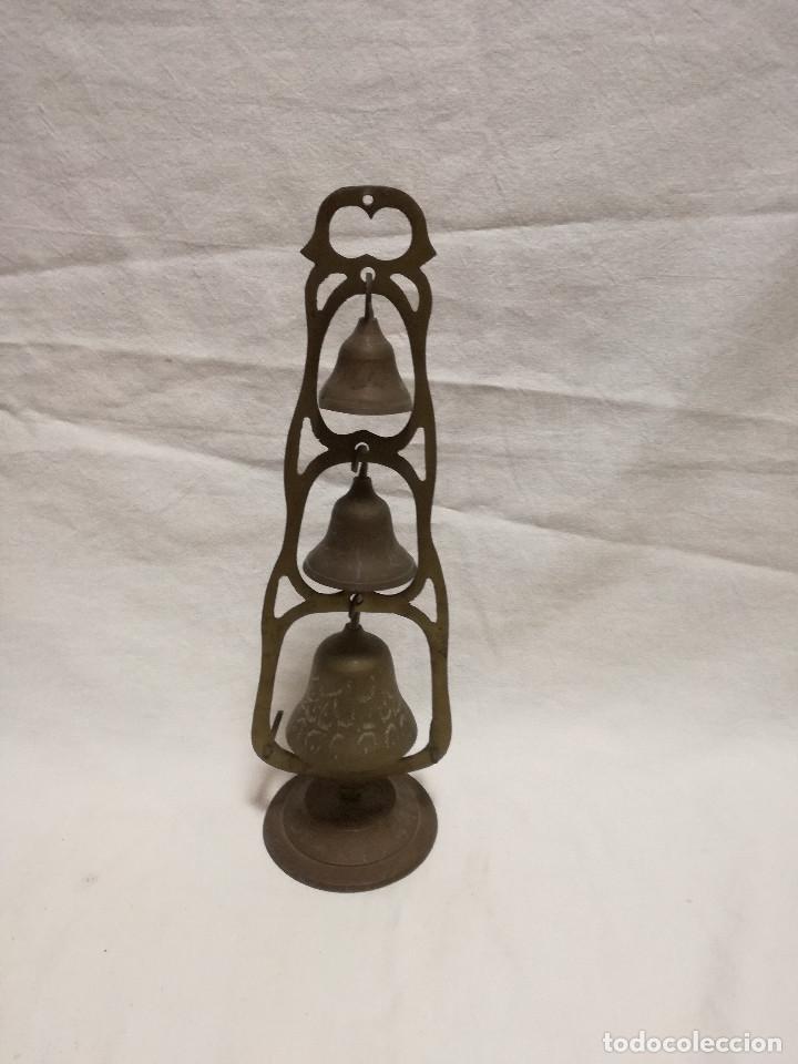 Antig&uuml;edades: CONJUNTO DE CAMPANAS DECORATIVAS DE BRONCE / LATON - Foto 3