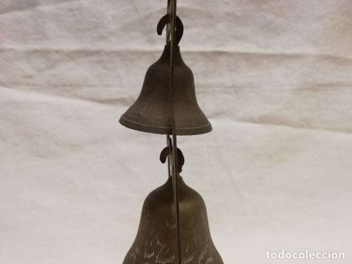Antig&uuml;edades: CONJUNTO DE CAMPANAS DECORATIVAS DE BRONCE / LATON - Foto 15