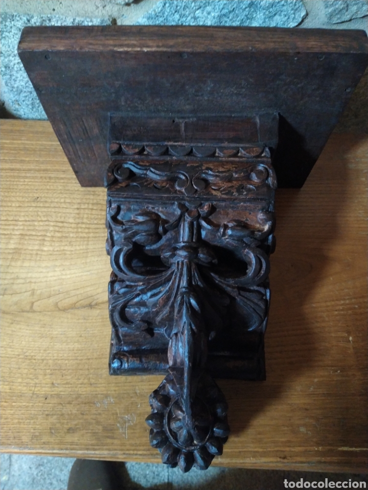 Antig&uuml;edades: Mensula, canecillo O capitel de madera - Foto 1