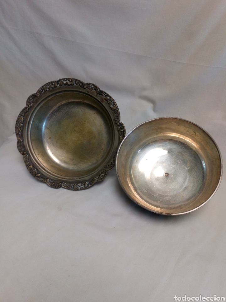 Antig&uuml;edades: Antiguo especiero de metal plateado - Foto 2