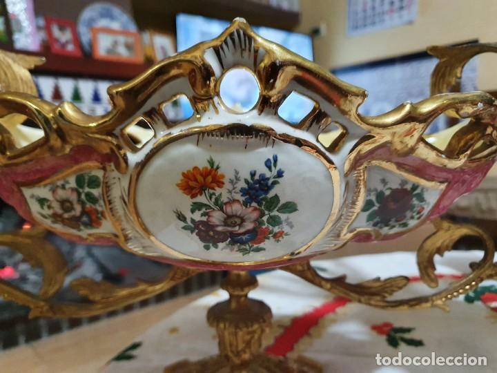 Antig&uuml;edades: Antiguo centro de mesa - Foto 4