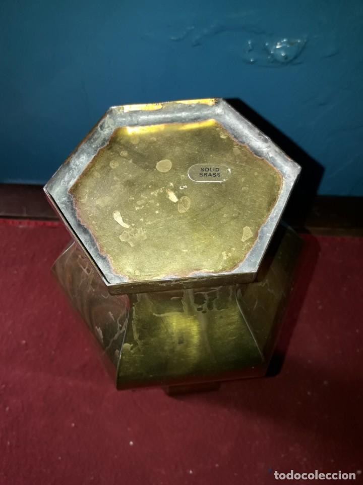 Antig&uuml;edades: Jarr&oacute;n de lat&oacute;n - Foto 4