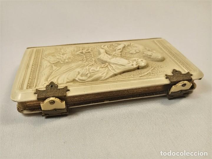Antig&uuml;edades: ESTUPENDA COLECCI&Oacute;N DE 7 DEVOCIONARIOS PRIMERA COMUNI&Oacute;N - Foto 4