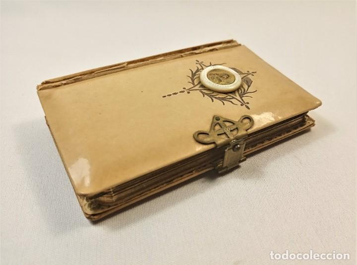 Antig&uuml;edades: ESTUPENDA COLECCI&Oacute;N DE 7 DEVOCIONARIOS PRIMERA COMUNI&Oacute;N - Foto 13