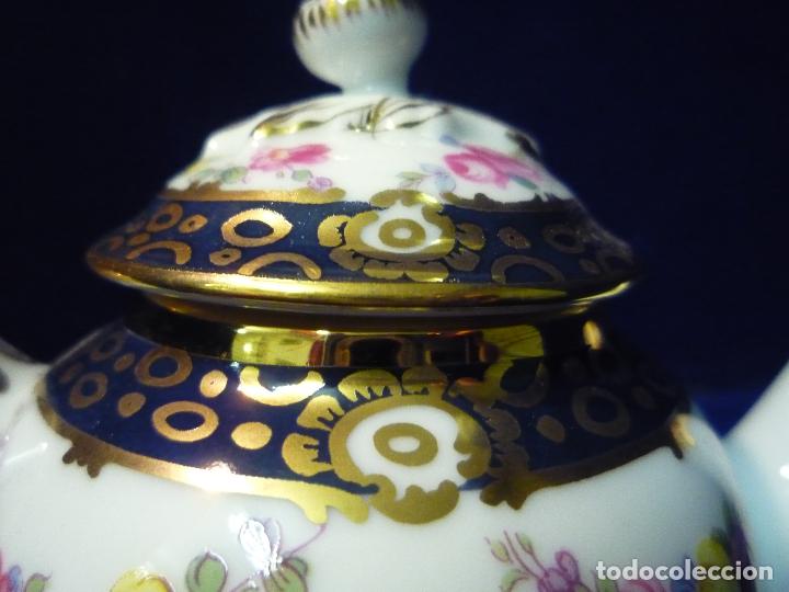 Antig&uuml;edades: TETERA PORCELANA COLECCION - Foto 2