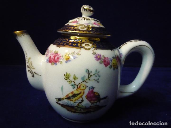 Antig&uuml;edades: TETERA PORCELANA COLECCION - Foto 5