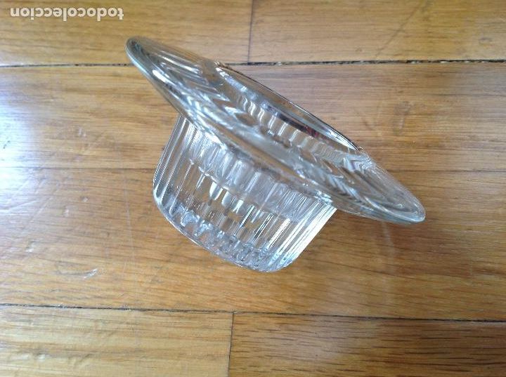 Antig&uuml;edades: Soporte para vela de cristal - Foto 1