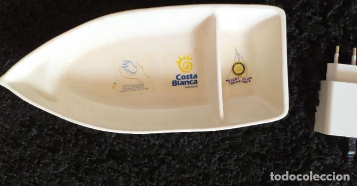 Antig&uuml;edades: PLATO EN FORMA DE BARCO CERAMICA COSTA SOL - Foto 1