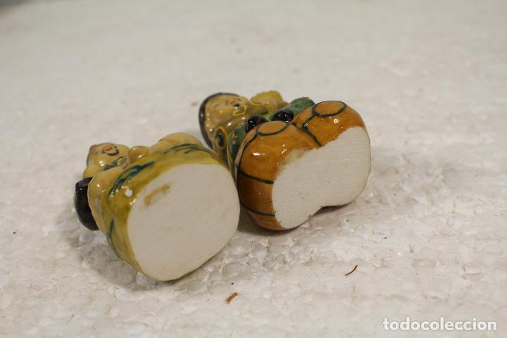 Antig&uuml;edades: figuras orientales netsuke de resina - Foto 2