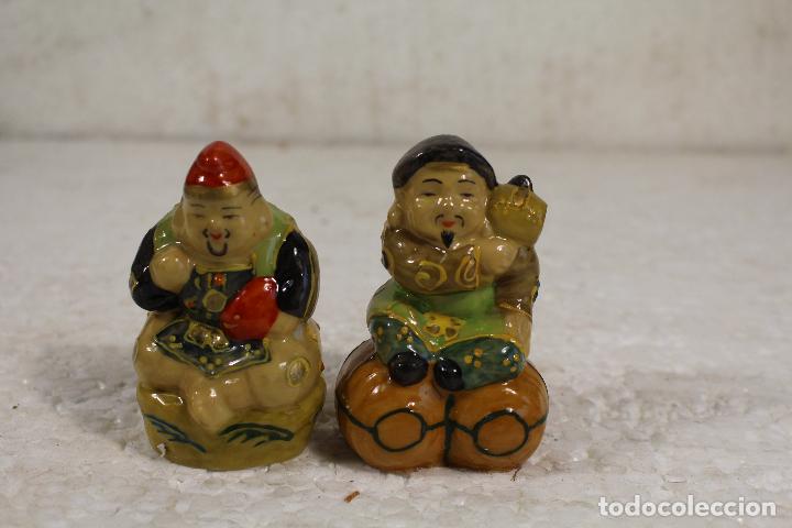 Antig&uuml;edades: figuras orientales netsuke de resina - Foto 4