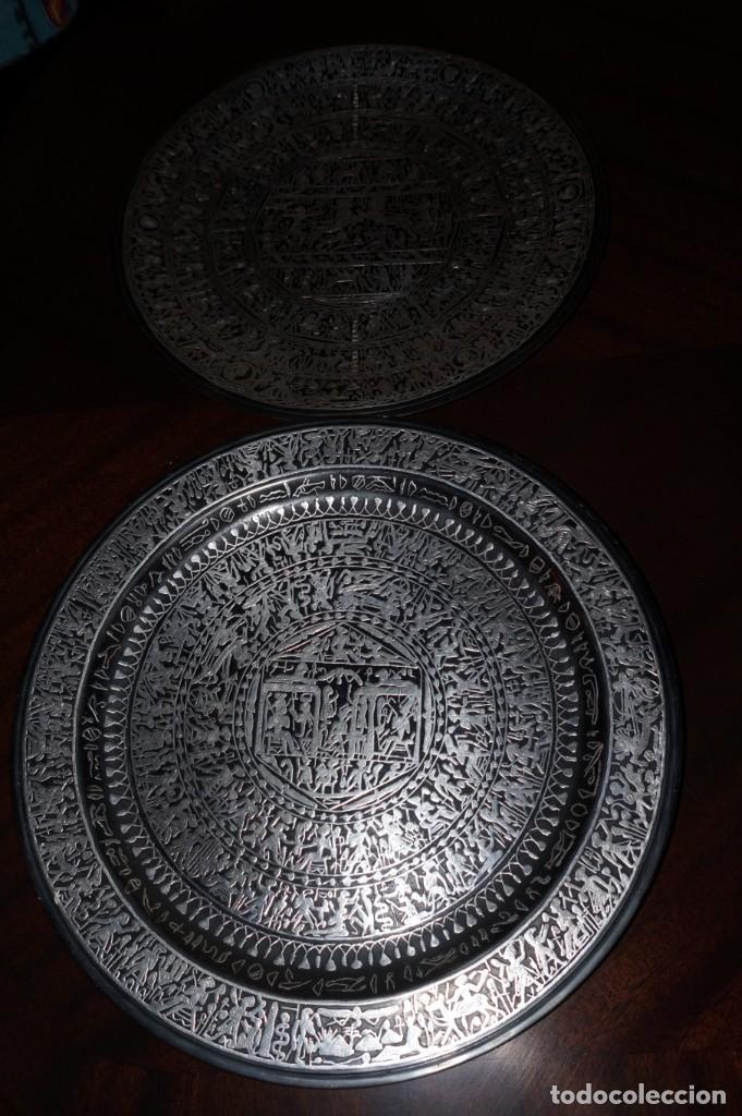 Antig&uuml;edades: Plato de cobre repujado - Foto 4