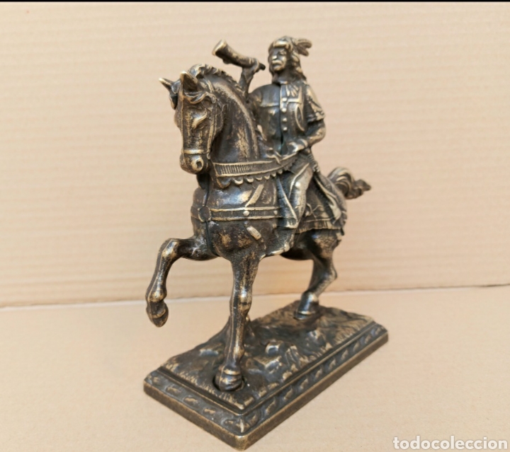 Antig&uuml;edades: FIGURA DE BRONCE CON CARTERO DE LA &Eacute;POCA A CABALLO - Foto 2
