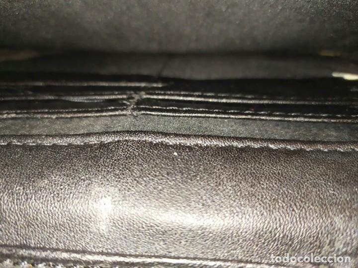 Antig&uuml;edades: MINI BOLSO PASEO DE MANO - Foto 2