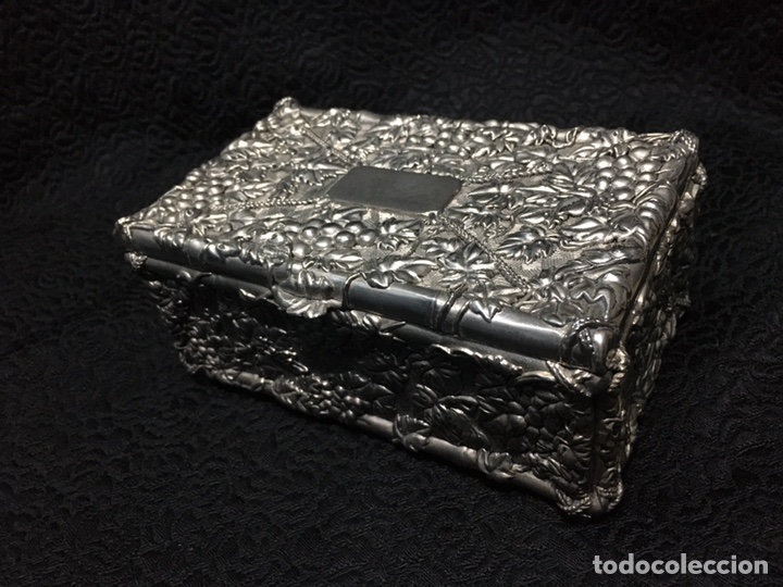 Antig&uuml;edades: Caja metal - Foto 9