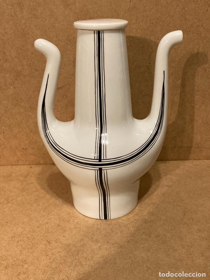Antig&uuml;edades: Juego de porcelana de Castro - Foto 10