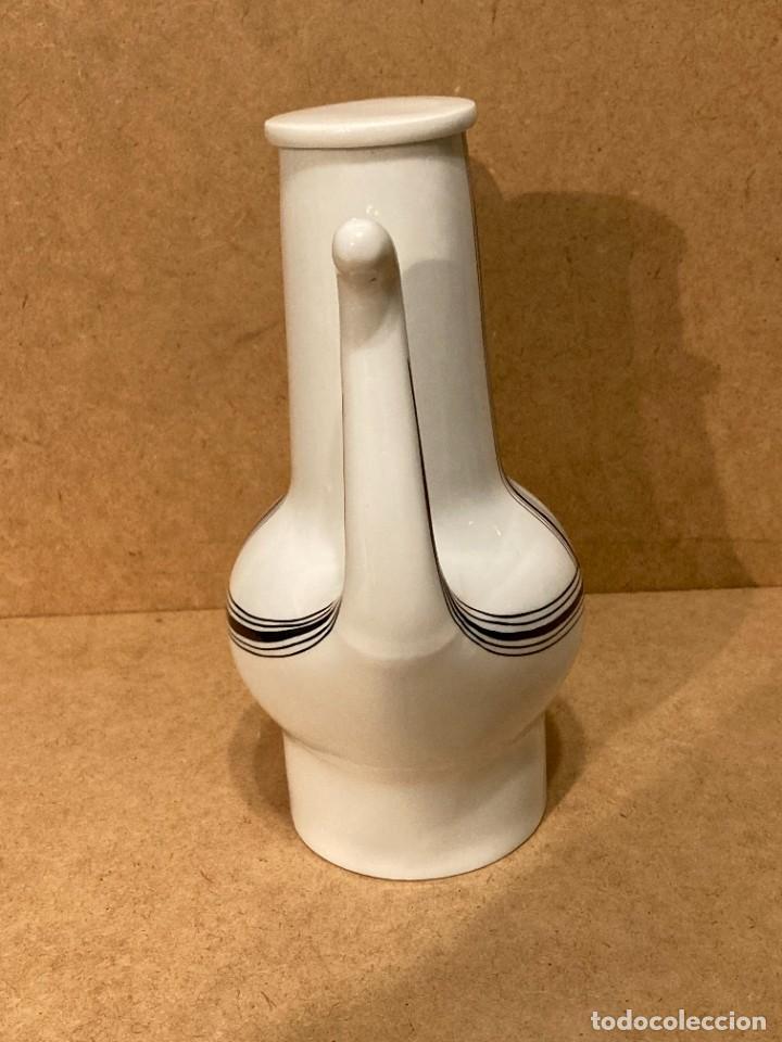 Antig&uuml;edades: Juego de porcelana de Castro - Foto 13