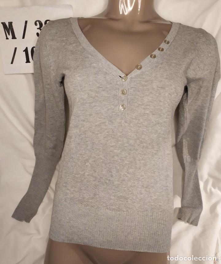 Antig&uuml;edades: JERSEY GRIS CUELLO EN V DE XDYE SIZE M - Foto 1