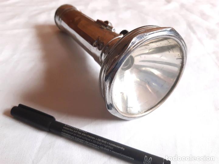 Antig&uuml;edades: Linterna antigua marca pifco. - Foto 4