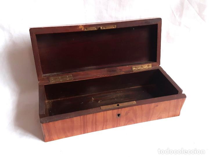 Antig&uuml;edades: Caja antigua de escritorio. - Foto 3