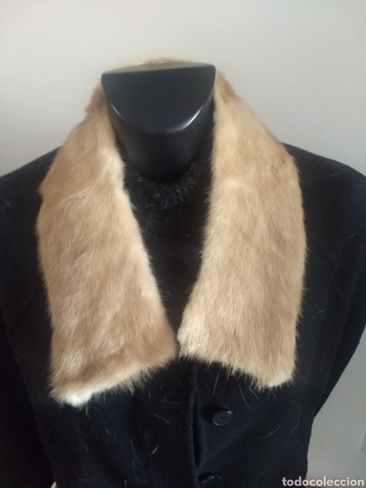 Antig&uuml;edades: Cuello de vis&oacute;n beige - Foto 1