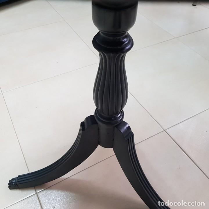 mesa auxiliar de pedestal redonda - Comprar Mesas Antiguas en