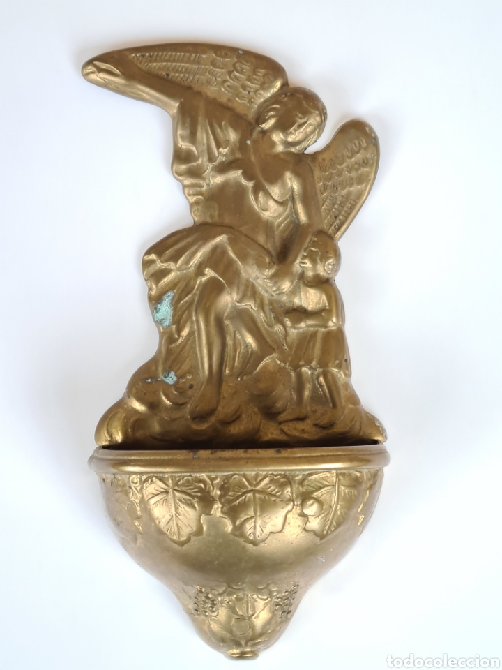Antig&uuml;edades: Benditera de Bronce - &Aacute;ngel Ni&ntilde;o - Foto 1