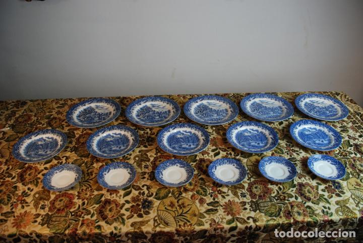 Antigüedades: Vajilla inglesa Churchill. 16 platos de tres tamaños. 24, 20 y 13 cm. Bella decoración. Siglo XX. - Foto 1 - 232761685
