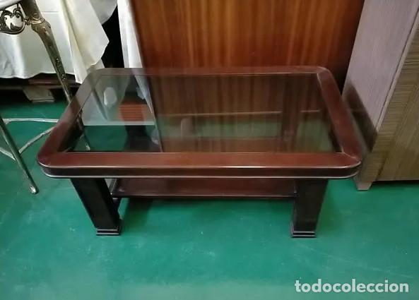 Antig&uuml;edades: MESA BAJA DE SALON PARA SOFA - Foto 1