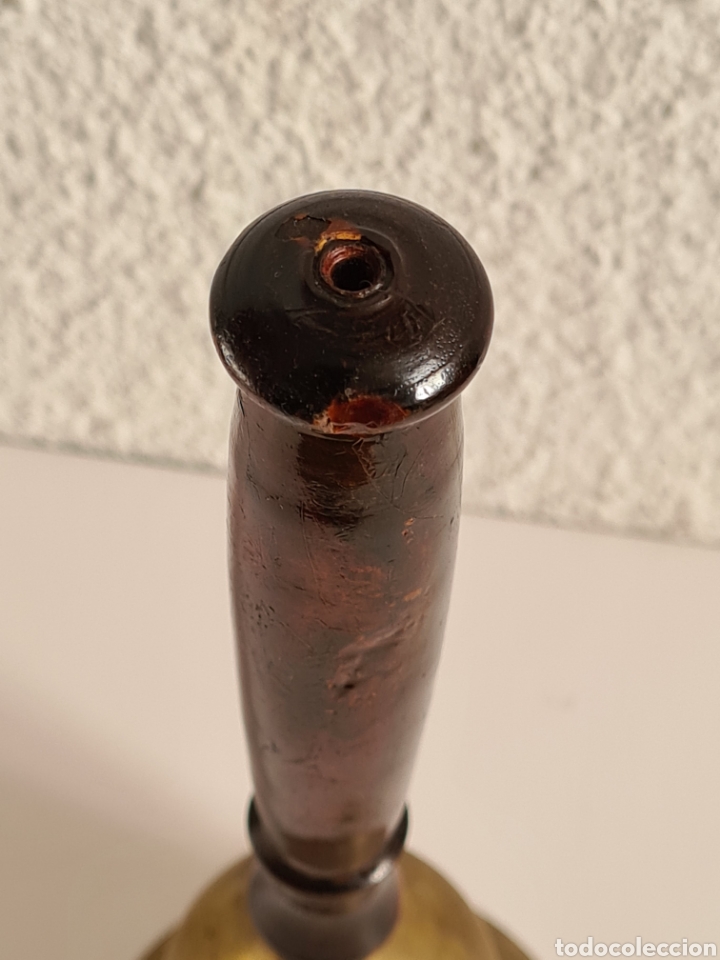 Antig&uuml;edades: Campana de Bronce y mango de Madera para Procesi&oacute;n - Foto 11