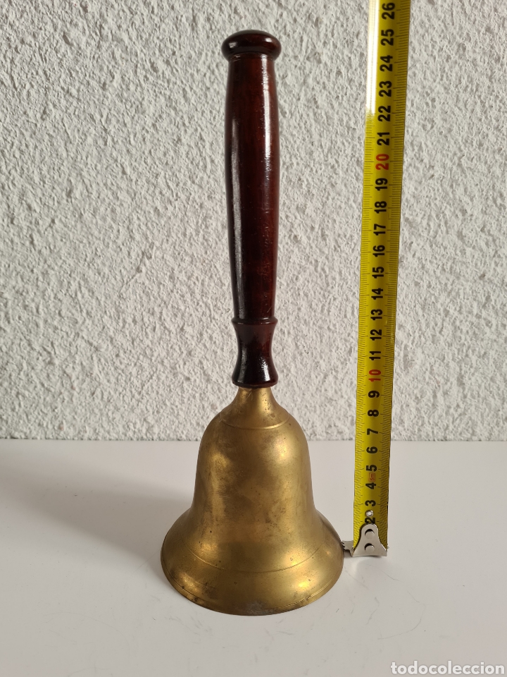 Antig&uuml;edades: Campana de Bronce y mango de Madera para Procesi&oacute;n - Foto 23