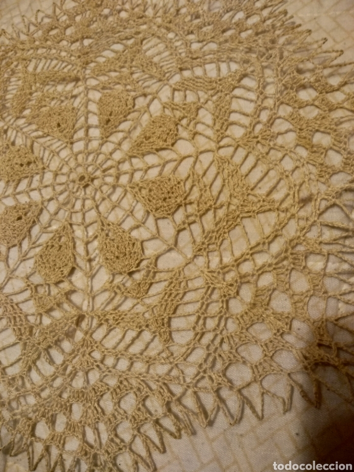 Antig&uuml;edades: Tapete 27 cm OCTOGONAL BEIGE - Foto 2