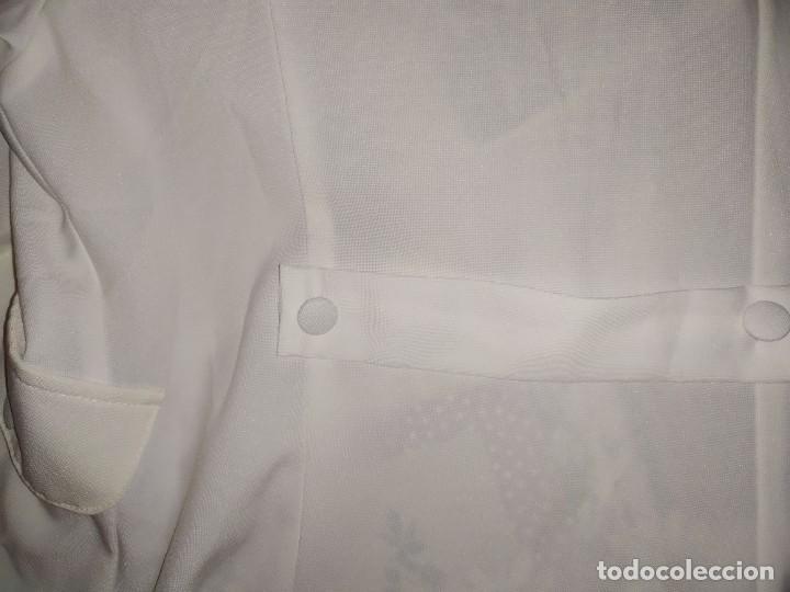 Antig&uuml;edades: CHAQUETA BLANCA TALLA L - Foto 3