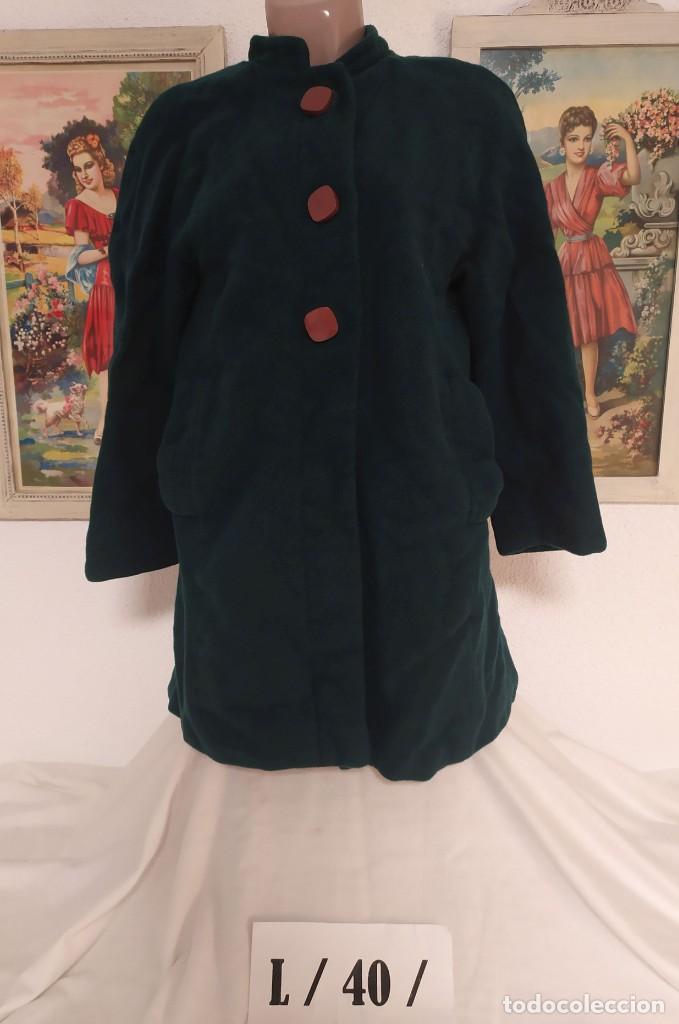 Antig&uuml;edades: CHAQUETON VERDE TALLA L - Foto 1
